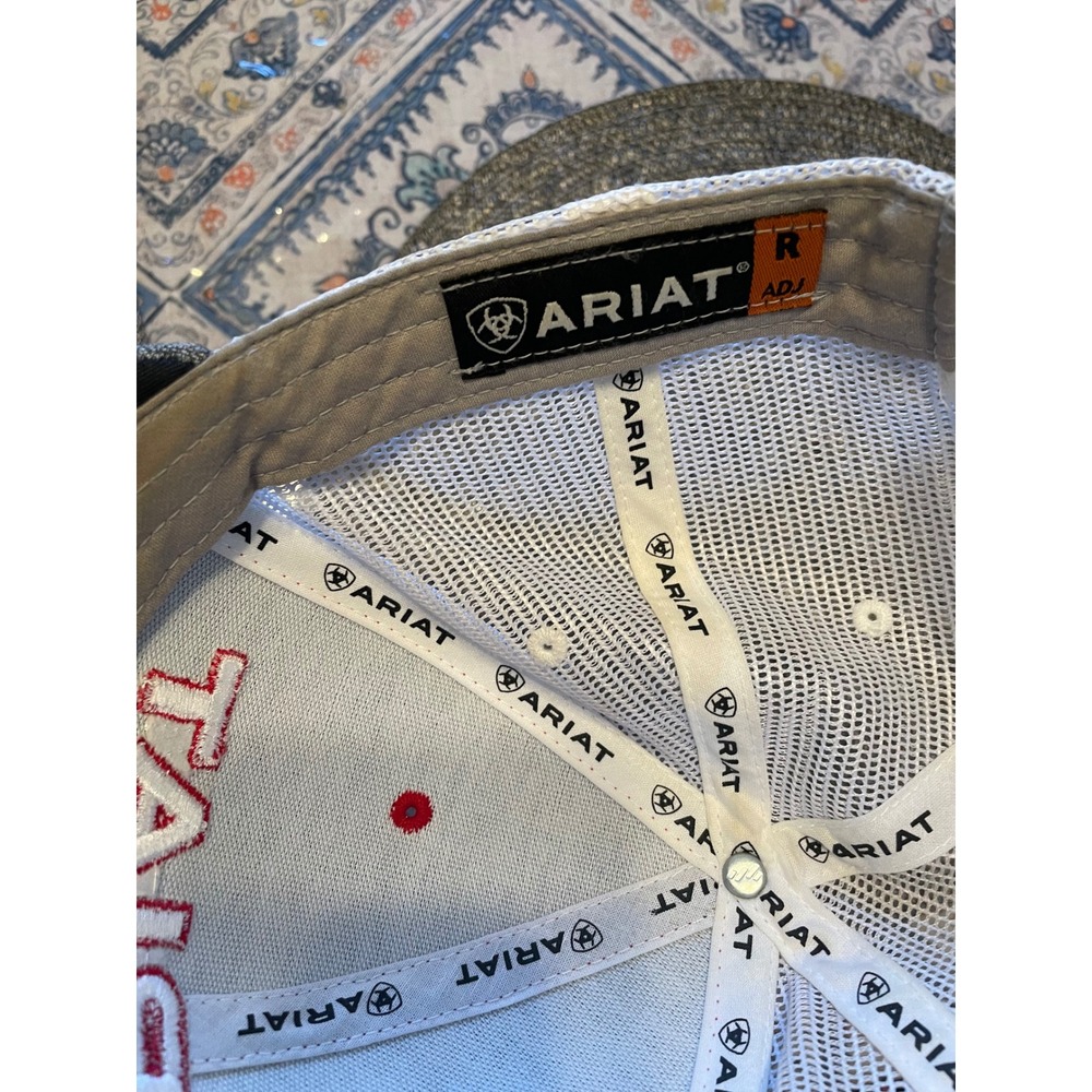 Ariat Mens Grey Heather Red Logo Mesh Back Snapback Trucker Hat Cap Adjustable - Picture 3 of 4